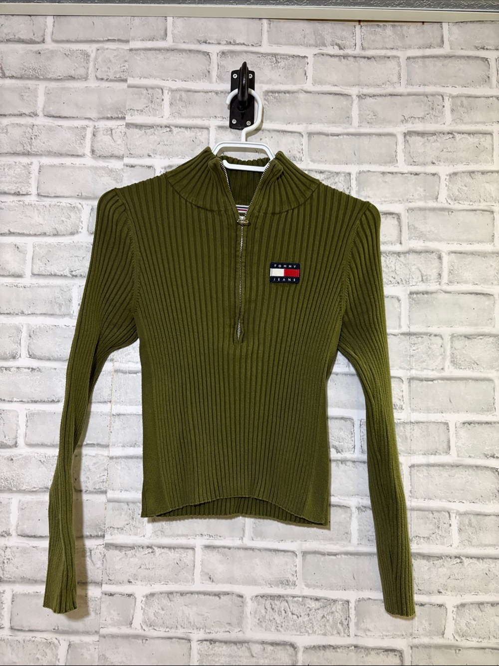 Tommy Hilfiger Olive Ribbed fitted Half-Zip Sweater, medium